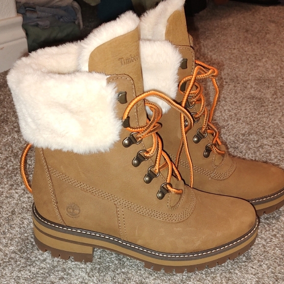 Timberland Women's Tan Boots with White Lining Stone Street NWOB - Picture 1 of 9